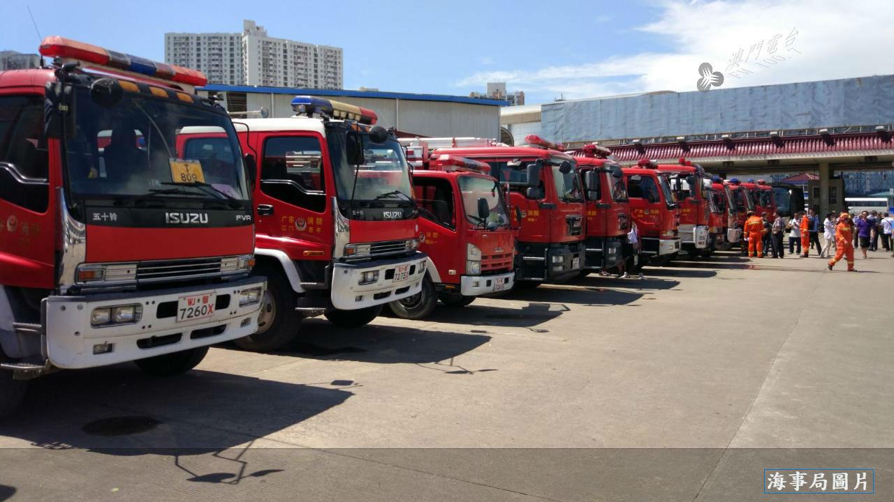 供水車增至23輛海事局籲不要隨便取消防用水 澳廣視新聞 今日時事 Cyberctm澳門no 1人氣社區
