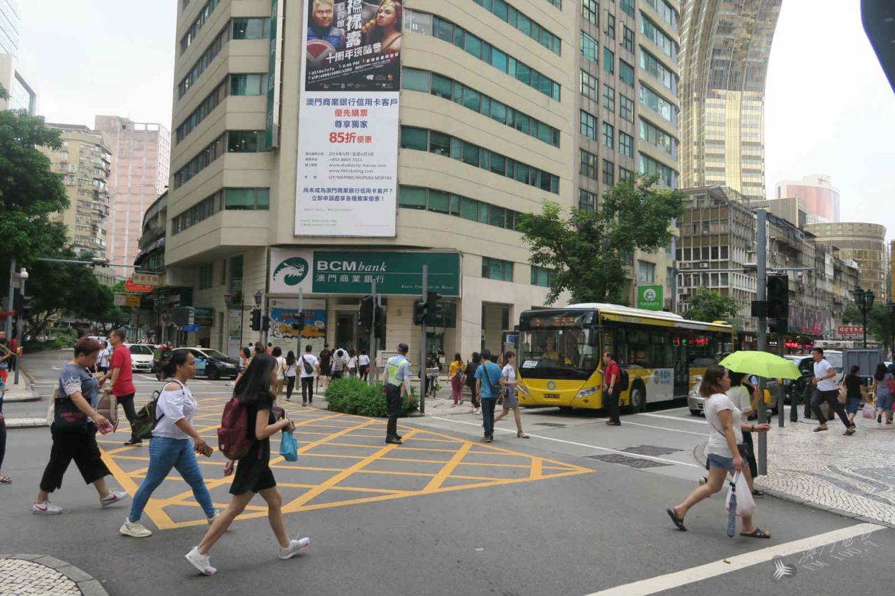 新馬路周邊人車增加警員維持秩序 澳廣視新聞 今日時事 Cyberctm澳門no 1人氣社區 新馬路周邊人車增加警員維持秩序 澳廣視新聞 今日時事 Cyberctm澳門no 1人氣社區