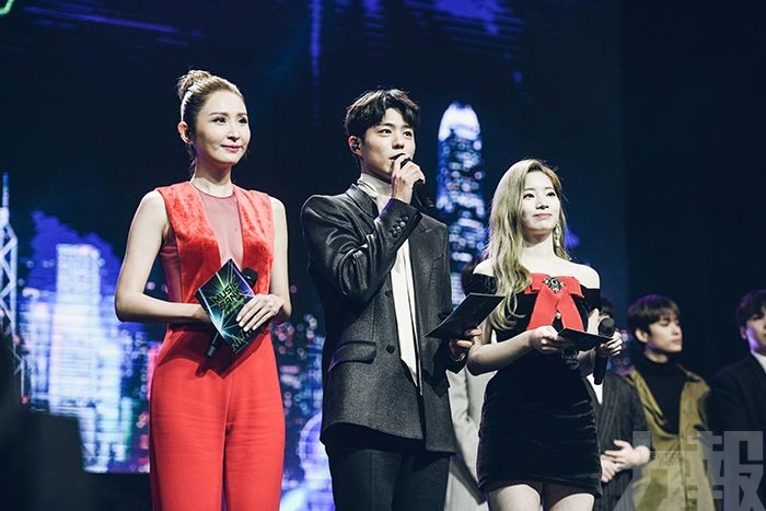 襲港主持music Bank 朴寶劍扮張國榮跳曼波舞搶鏡 力報 今日時事 Cyberctm澳門no 1人氣社區