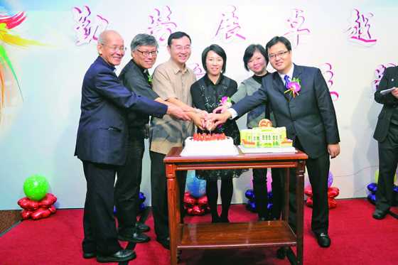 利玛窦欢祝六十校庆 | 澳门日报 | 今日时事 | cyberctm澳门no.