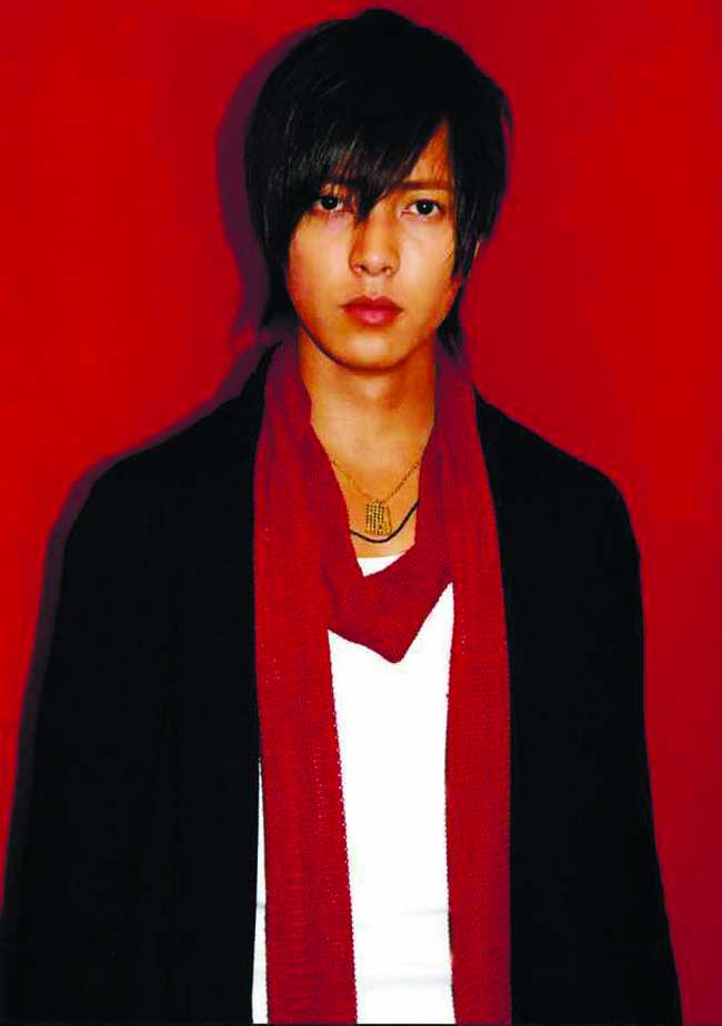 山下智久成公司权斗磨心